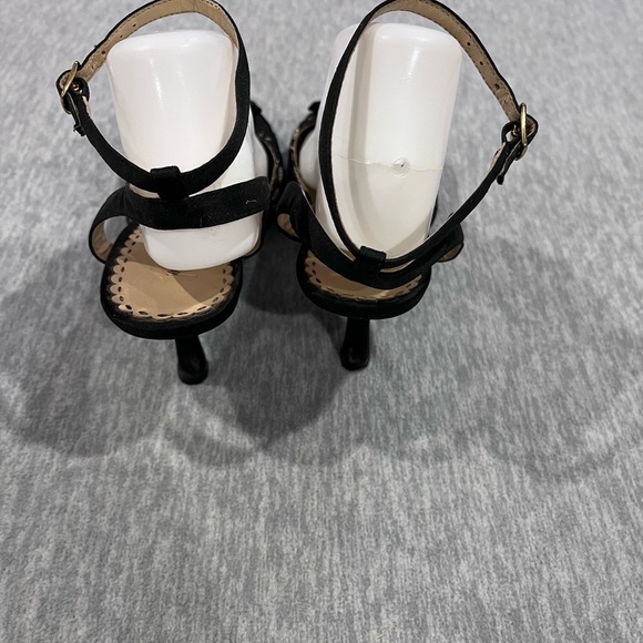 Jacqueline Ferrar Black Lace Heels - Picture 3 of 5